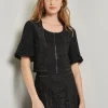 Modern Fit Cropped Textural Woven Blouse